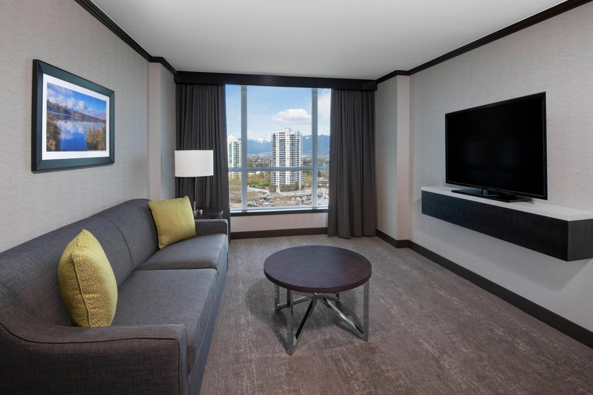 Hilton Vancouver Metrotown Бернабі Екстер'єр фото