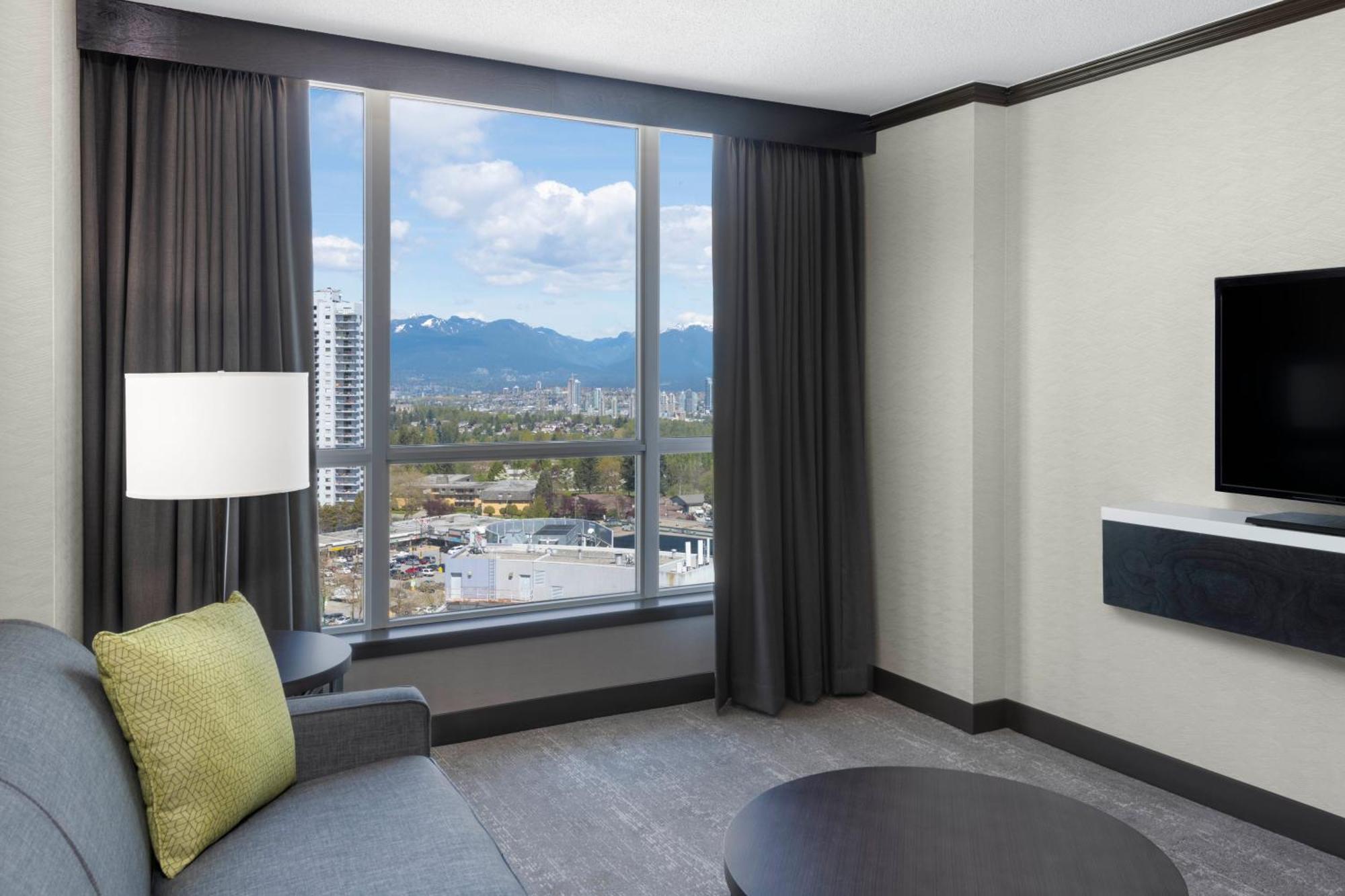 Hilton Vancouver Metrotown Бернабі Екстер'єр фото