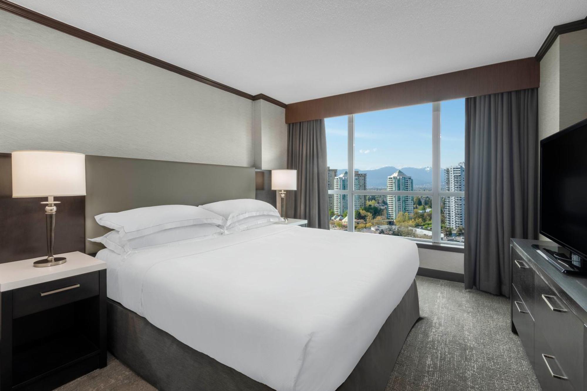 Hilton Vancouver Metrotown Бернабі Екстер'єр фото