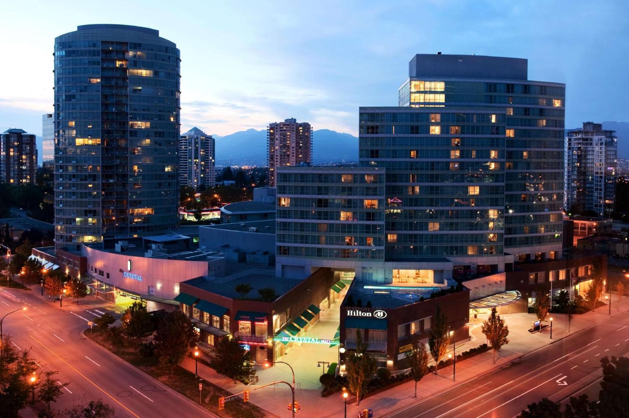 Hilton Vancouver Metrotown Бернабі Екстер'єр фото